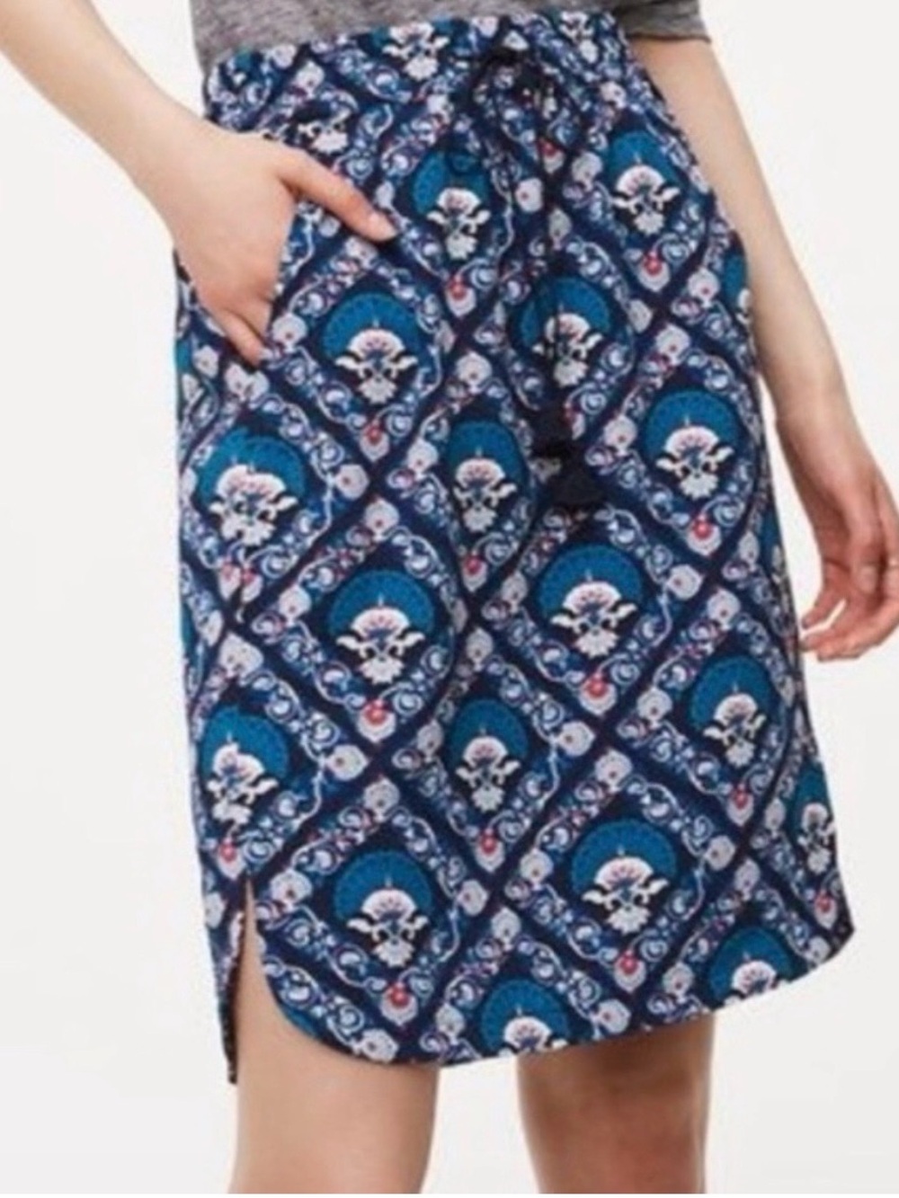 Loft Blue Floral Patterned Knee Length Pull On Black Tassel Skirt Size XXS
